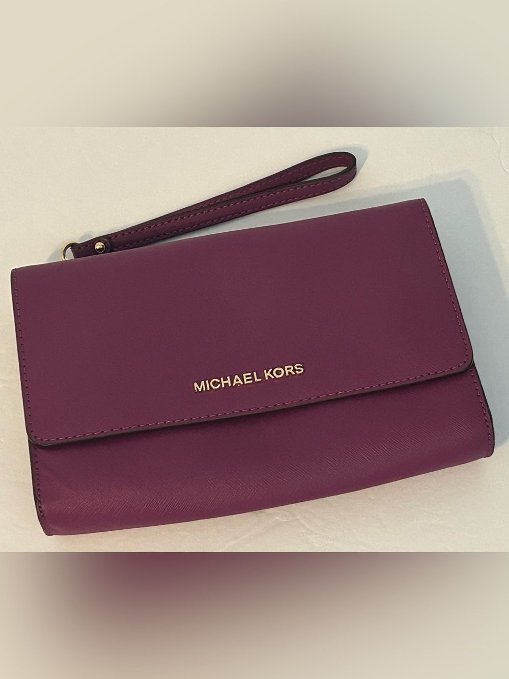 Michael Kors Wristlet